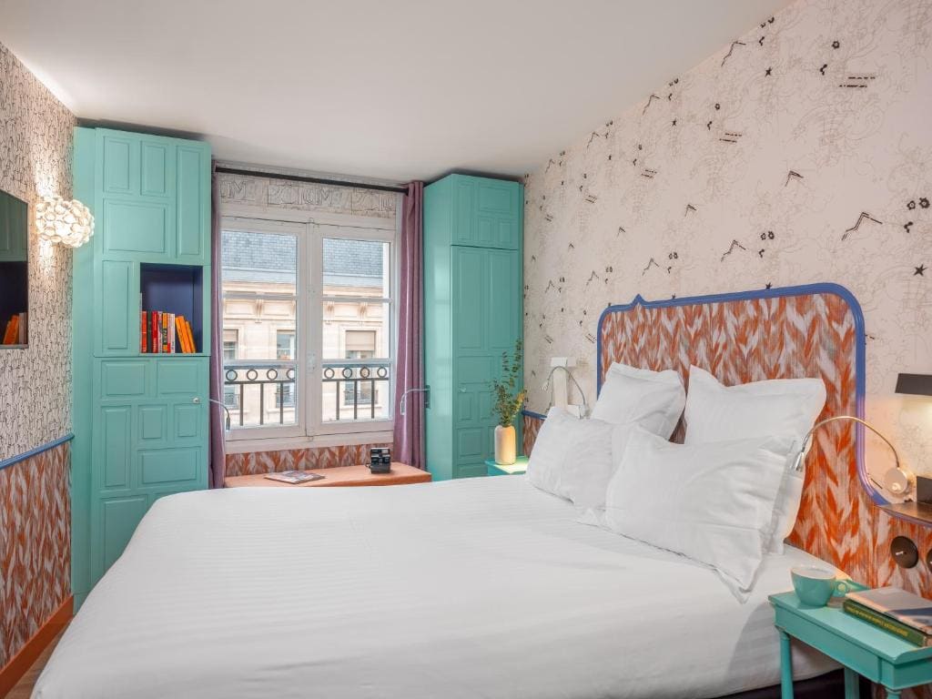 Superior Twin or Double Room room - Image 2