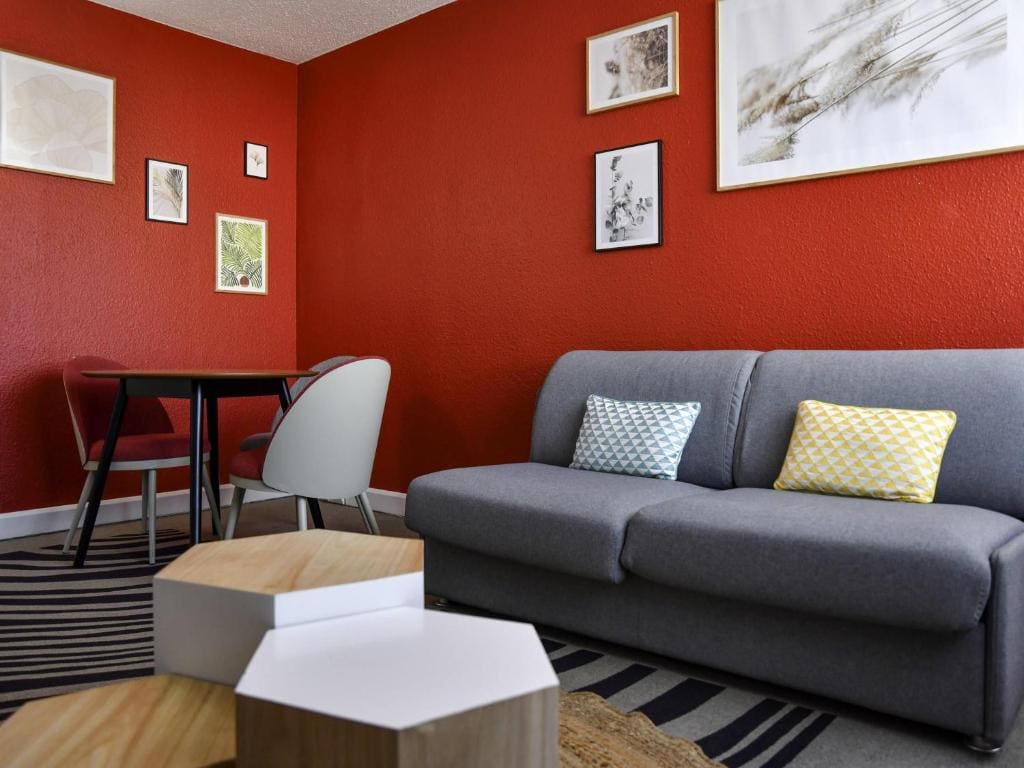 Family Suite with One Double Bed and One Sofa Bed room - Image 2