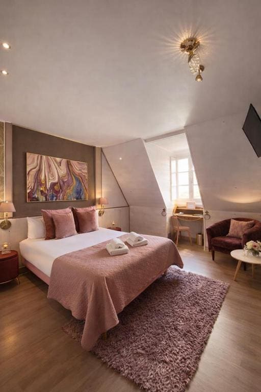 Comfort Double Room - With Valley View room - Image 3