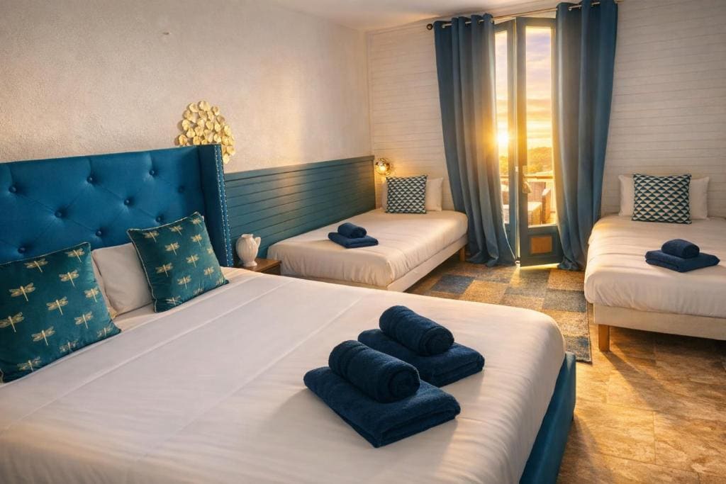 Quadruple Room with Terrace room - Image 3