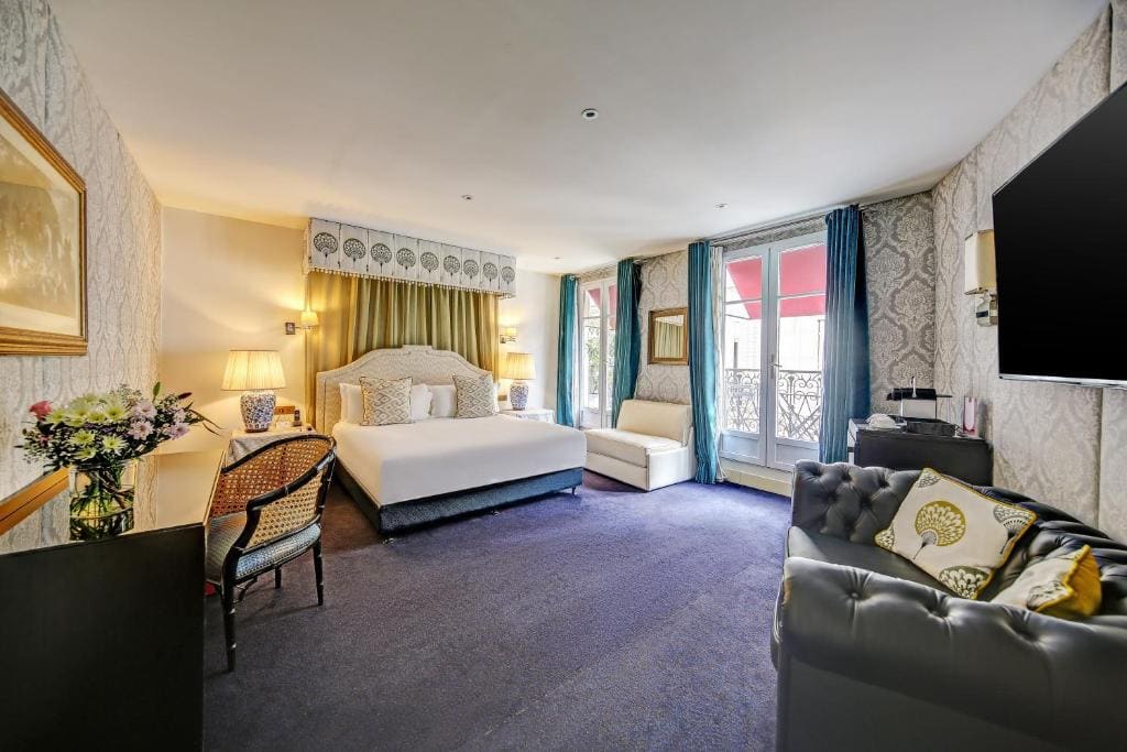 Junior Suite with Balcony room - Image 1