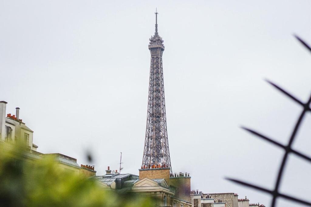 Executive Room with Eiffel Tower View room - Image 1