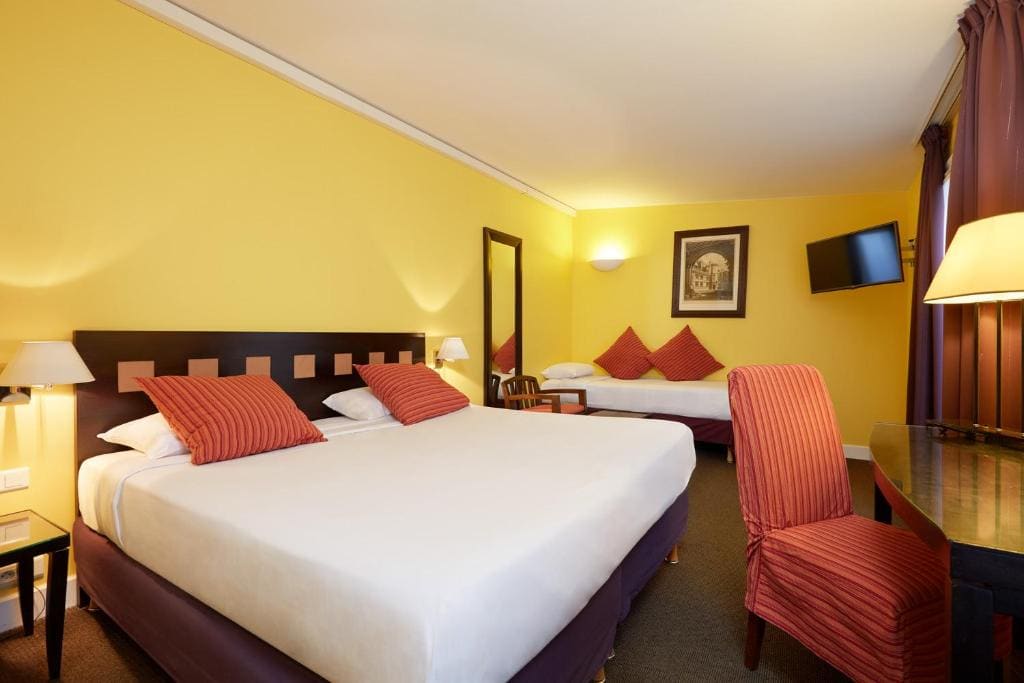 Family Junior Suite (2 Adults + 2 Children) room - Image 1