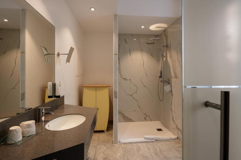 Twin Room room - Image 1