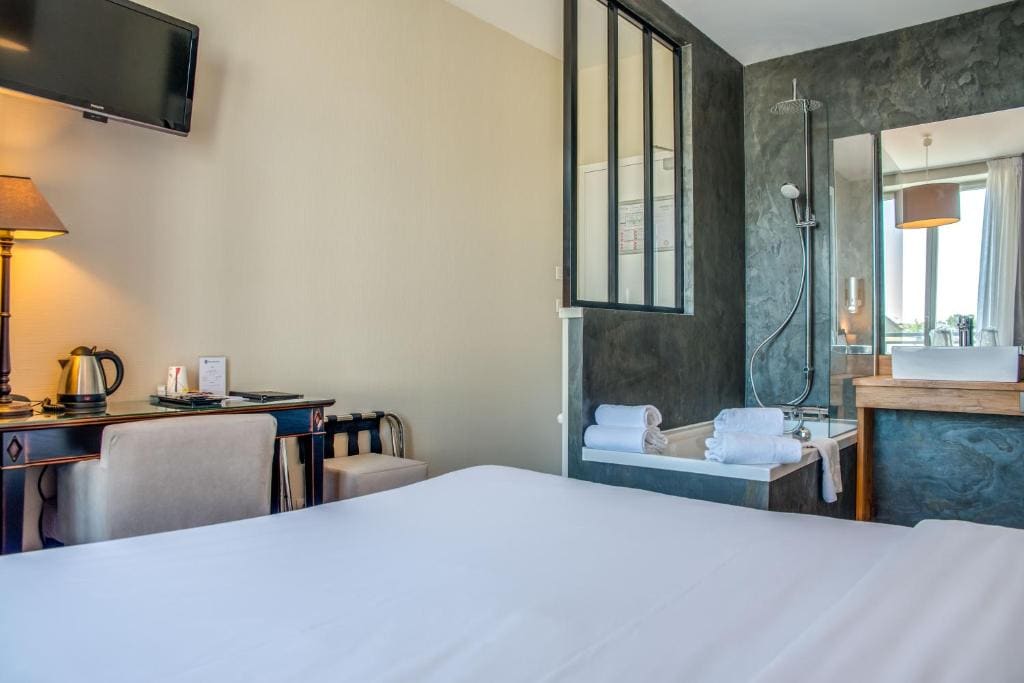 Classic Double Room with Village View room - Image 2