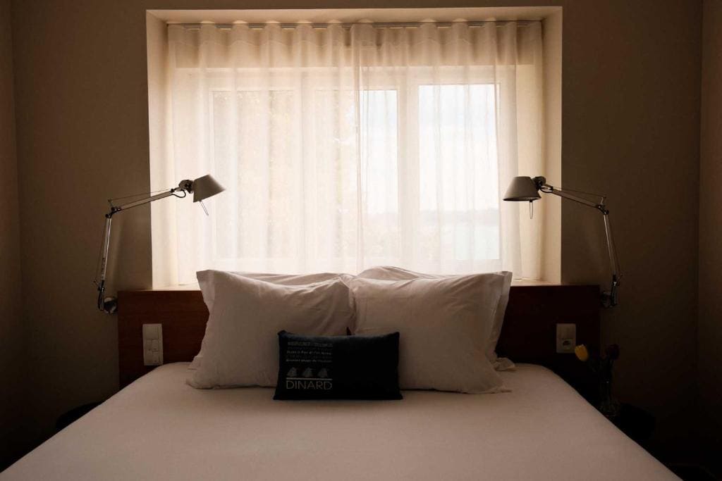 Double or Twin Room - Sea Side - Disability Access room - Image 1