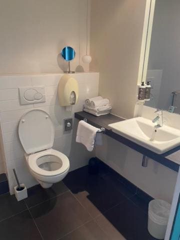 Double or Twin Room - Disability Access room - Image 1