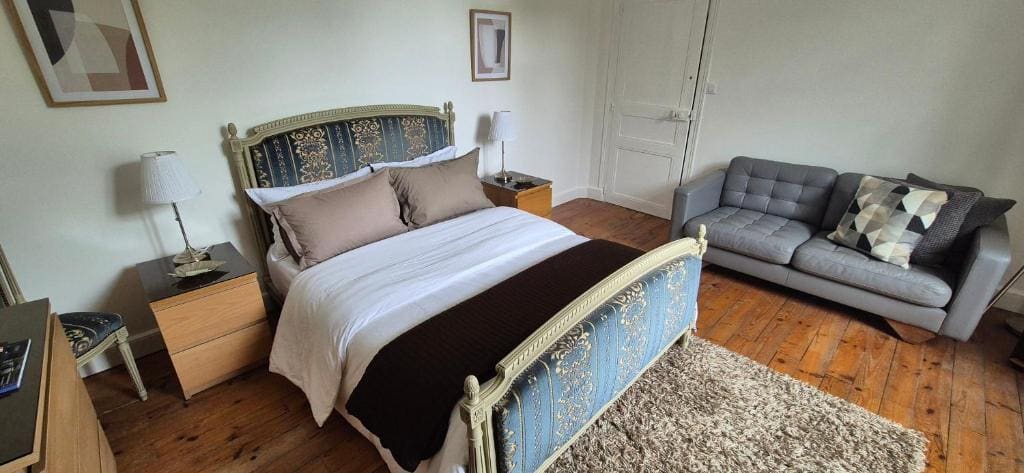 Double Room with Garden View room - Image 2