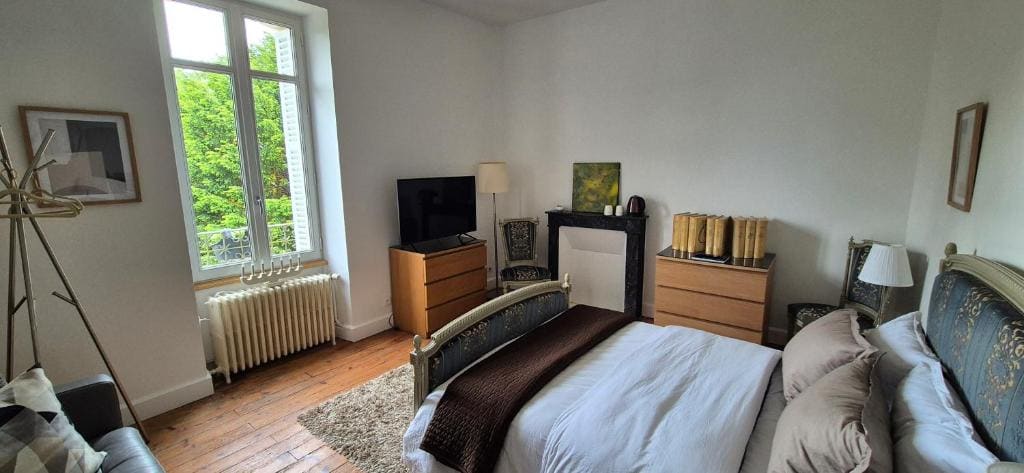 Double Room with Garden View room - Image 3