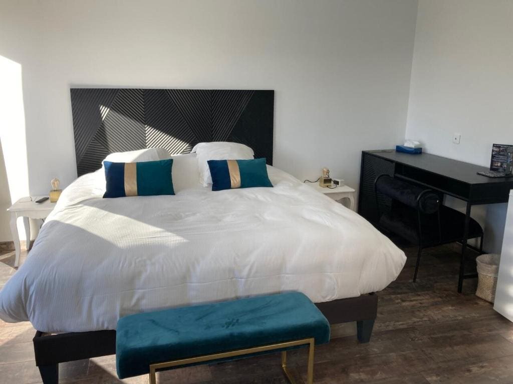 Junior Suite with Terrace room - Image 1