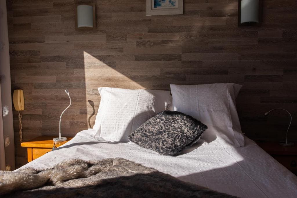 Double Room with Mountain View room - Image 3