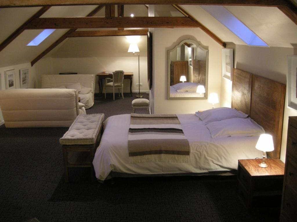 Suite with Spa Bath room - Image 1