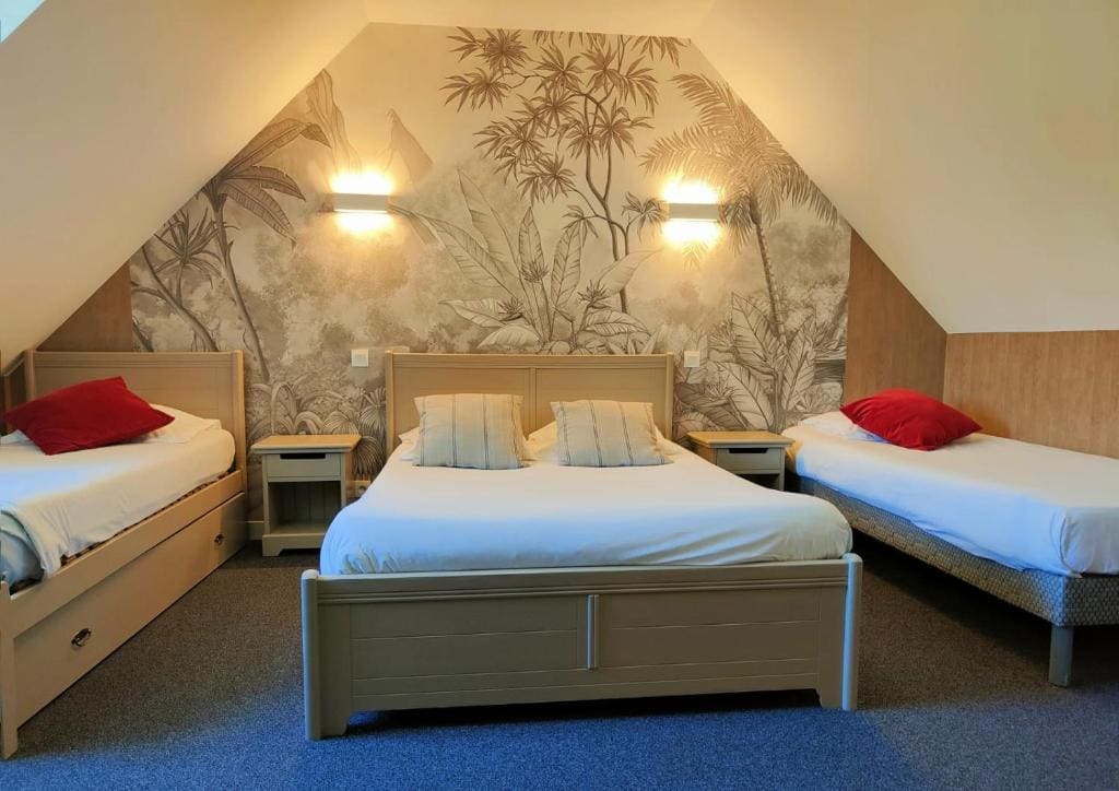 Quadruple Room room - Image 2
