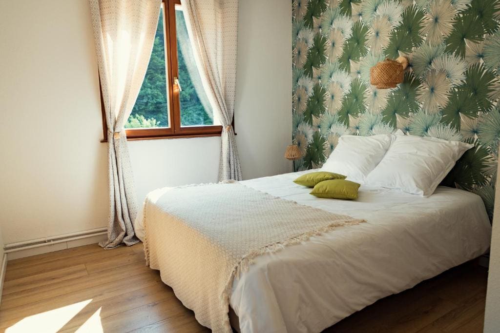 Double Room with Private Bathroom room - Image 3