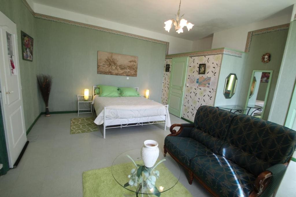 Quadruple Room with Garden View room - Image 1