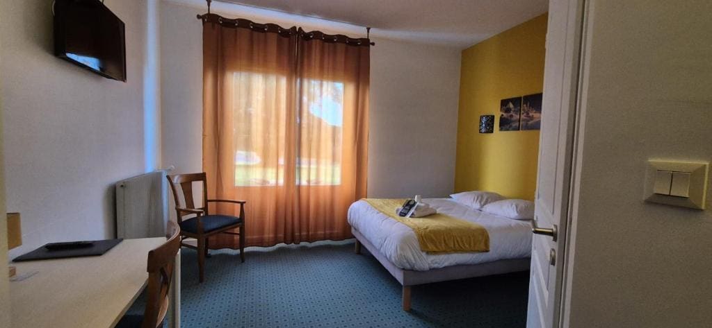 Double Room - Disability Access room - Image 1