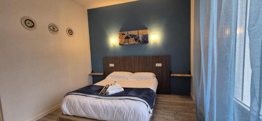 Standard Double Room room - Image 3