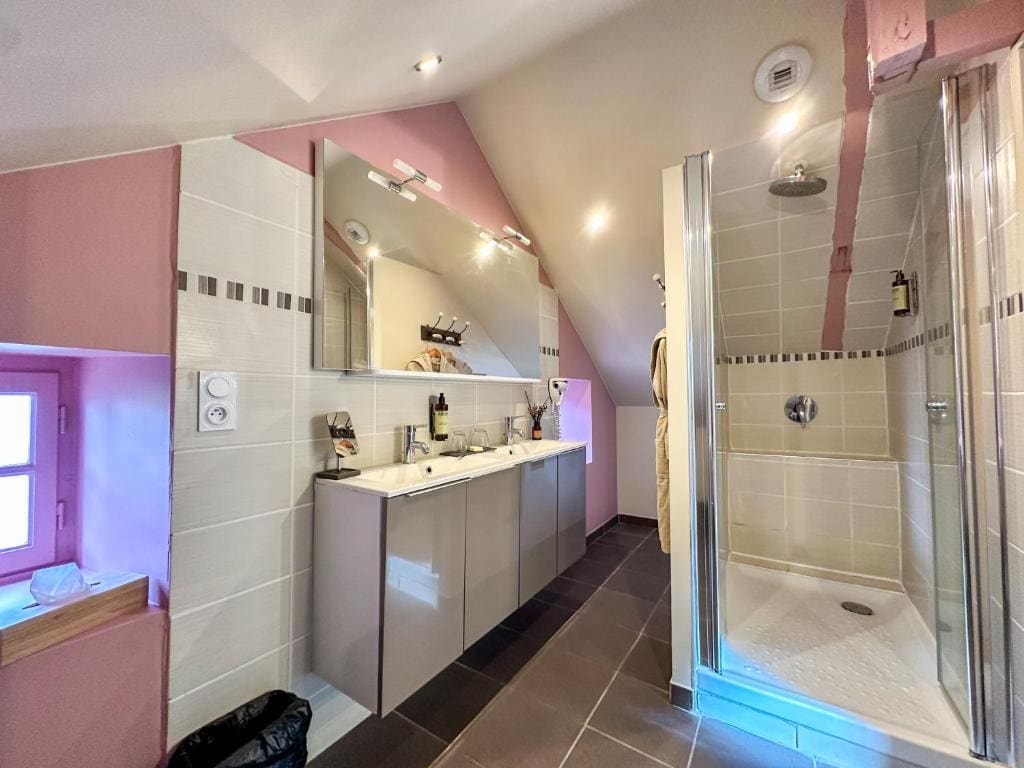 Suite room - Image 3
