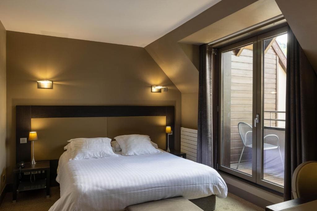 Double Room Lake Side with Terrace room - Image 2