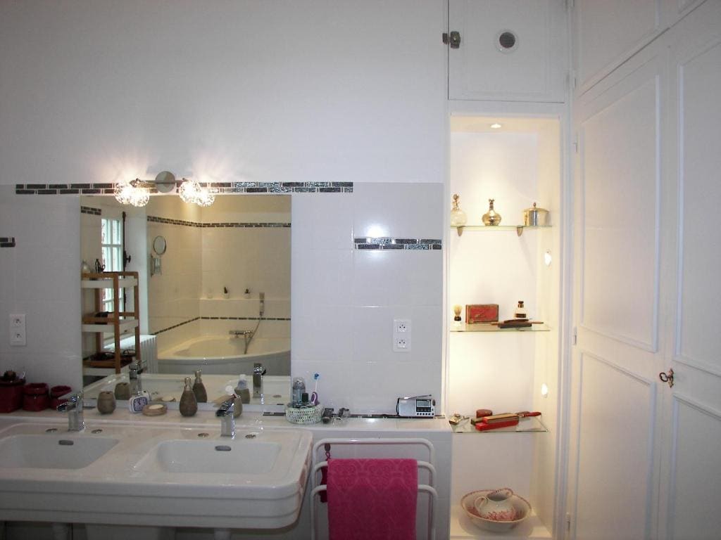 Deluxe Double Room room - Image 2