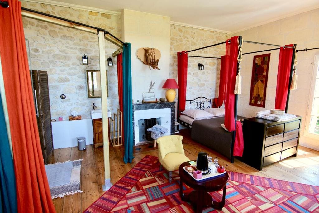 Double Room with Private Bathroom room - Image 2