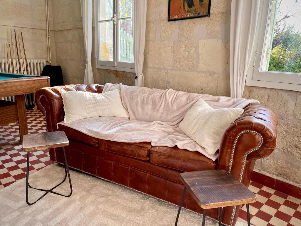 Four-Bedroom House room - Image 3
