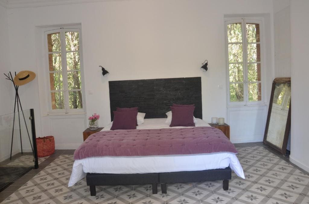 Room room - Image 3