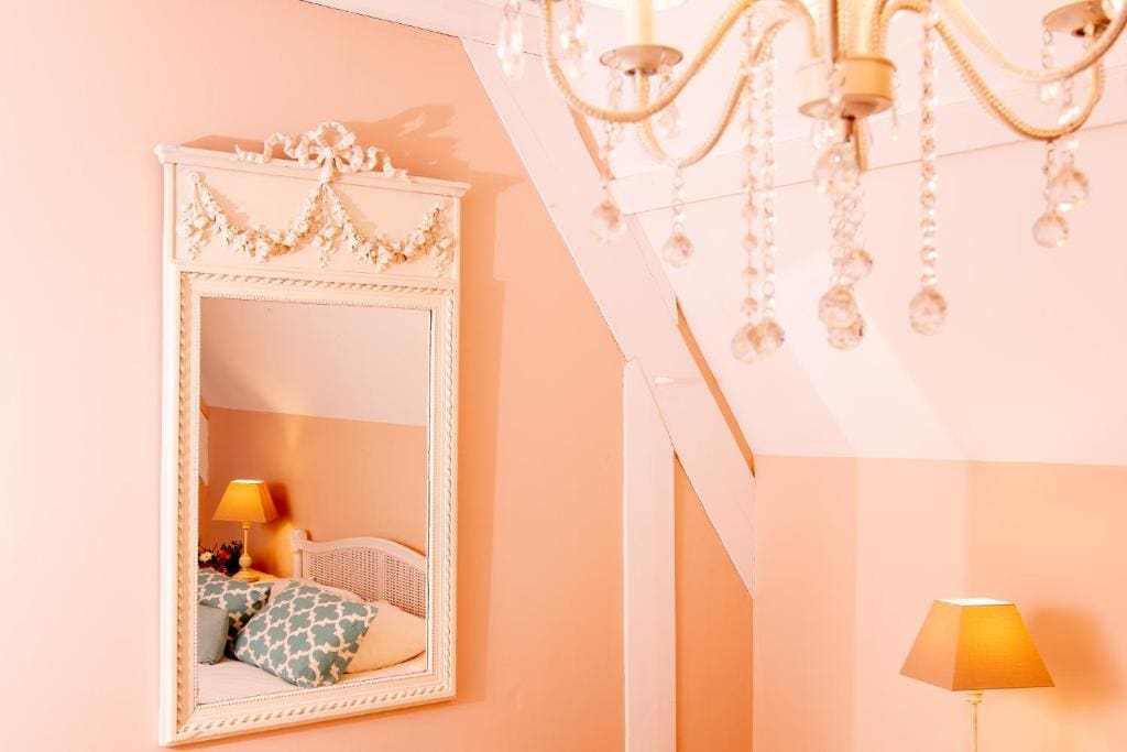 Deluxe Suite room - Image 2