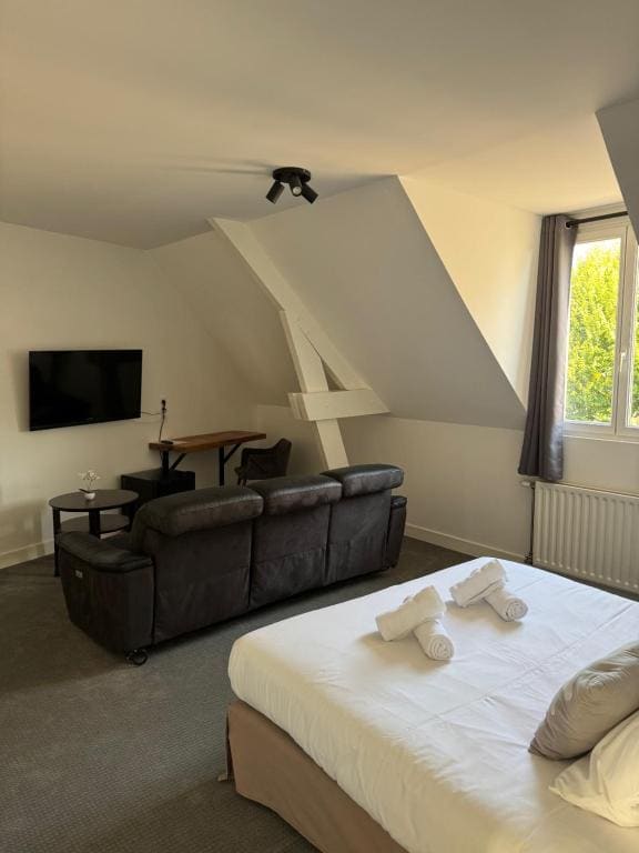 Deluxe Room room - Image 1