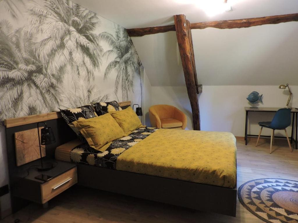 Double Room with Private Bathroom room - Image 2