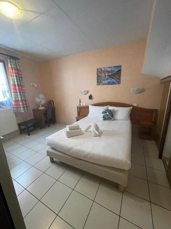 Double Room room - Image 2