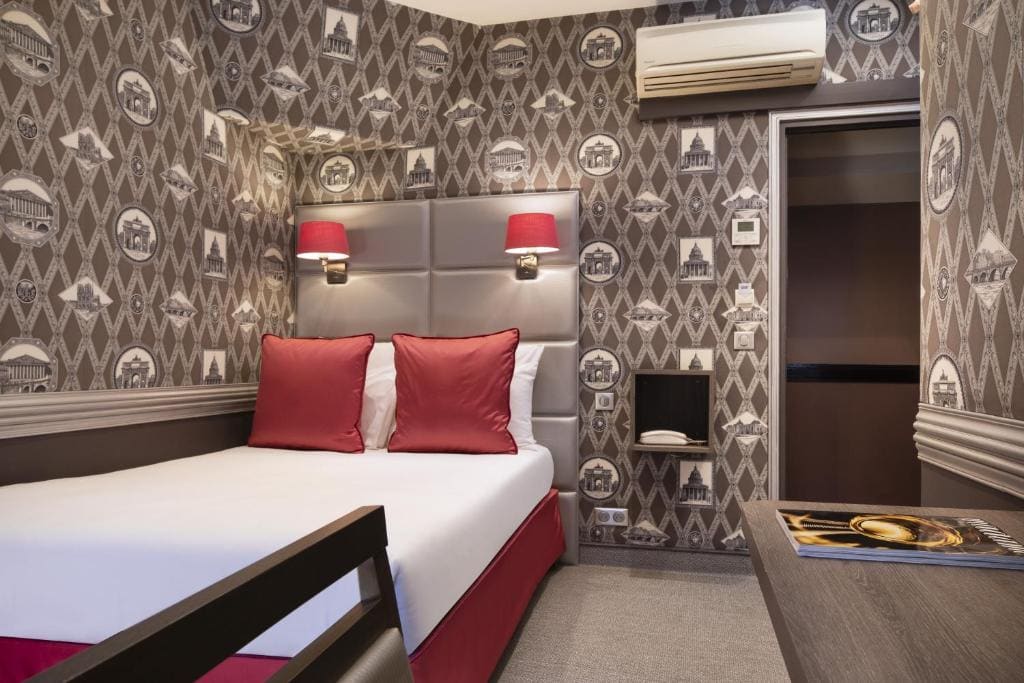 Small Double Room room - Image 1
