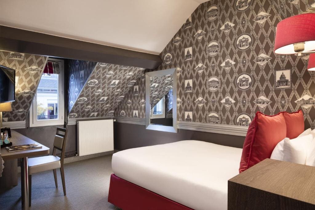 Small Double Room room - Image 2