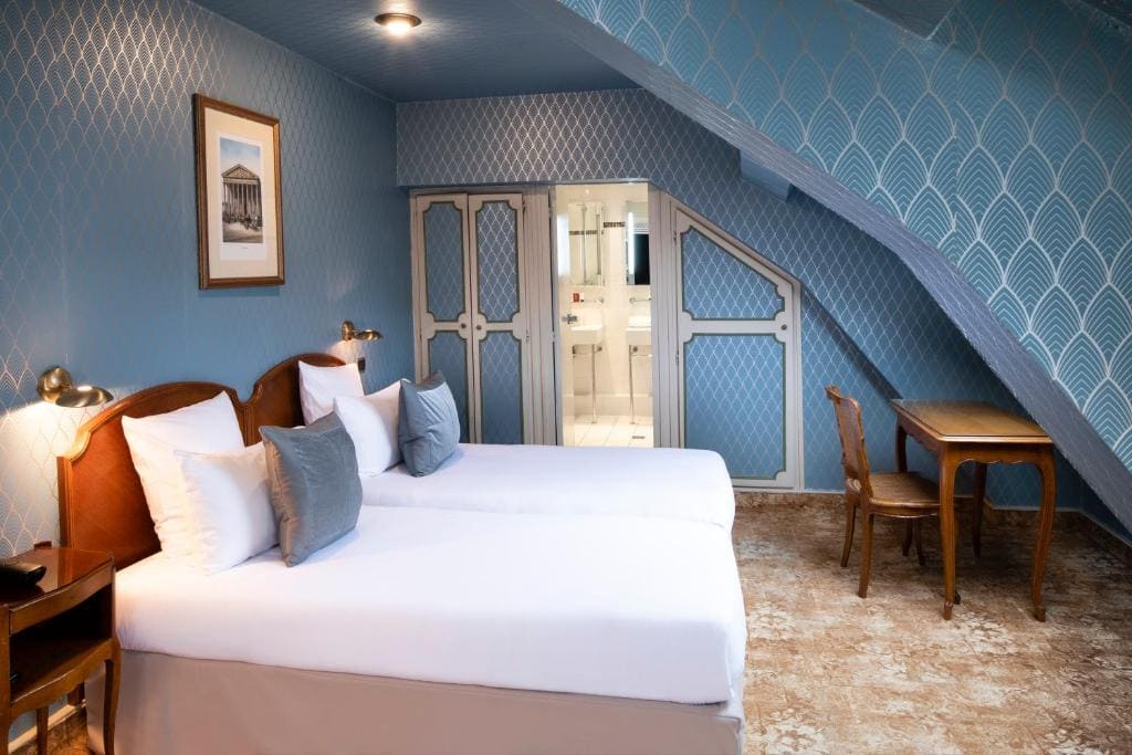 Superior Twin Room room - Image 1