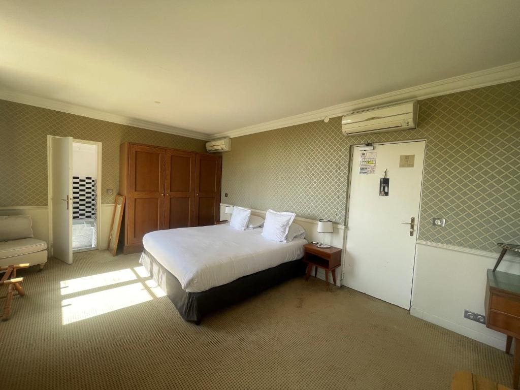 Suite with Sea View room - Image 1