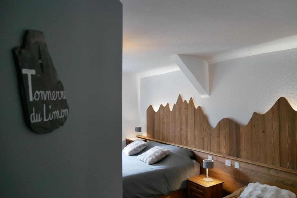 Triple Room with Mountain View room - Image 2