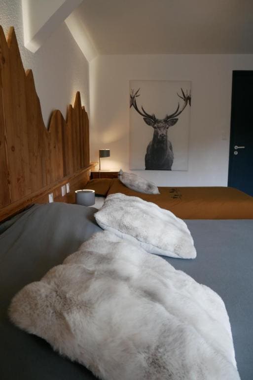 Triple Room with Mountain View room - Image 1