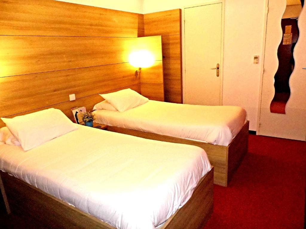 Twin Room room - Image 1