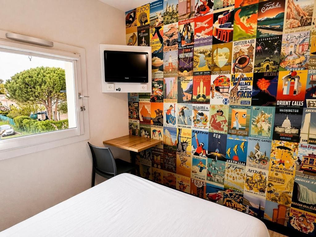 Cabrio Room with Private Bathroom room - Image 3