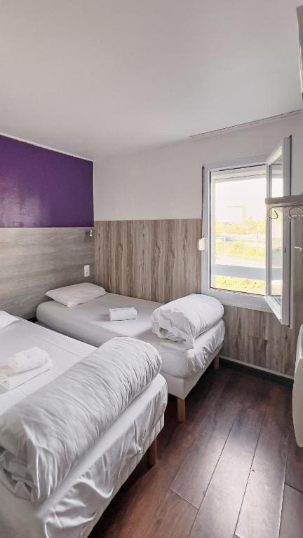 Twin Room room - Image 2