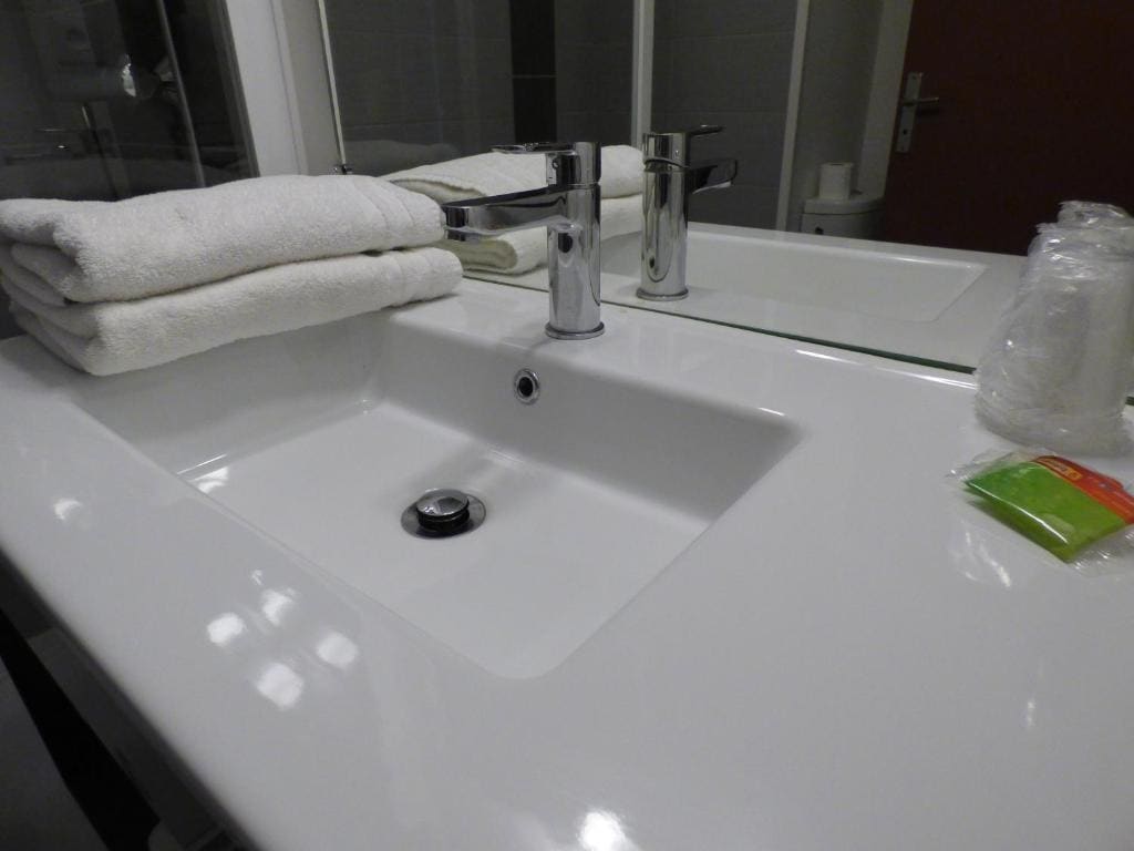 Twin Room room - Image 3