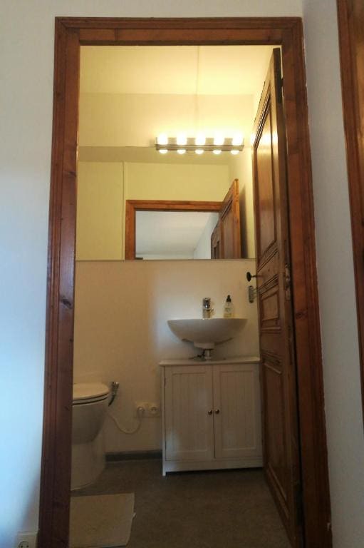 Double Room with Private Bathroom room - Image 2