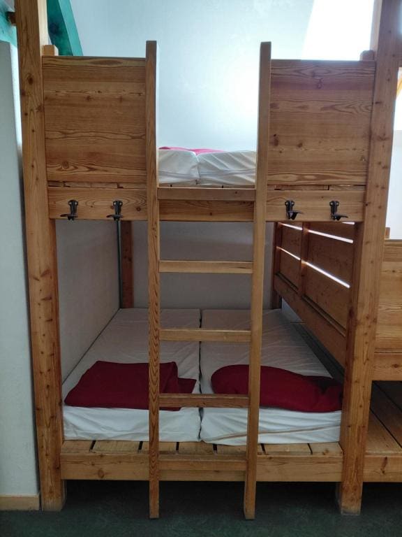 Mixed Dormitory Room room - Image 1