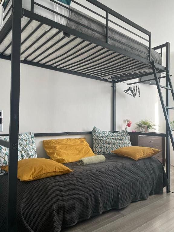 Quadruple Room with Bathroom room - Image 2