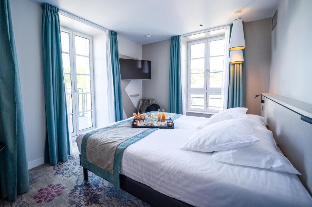 Premium Suite room - Image 2