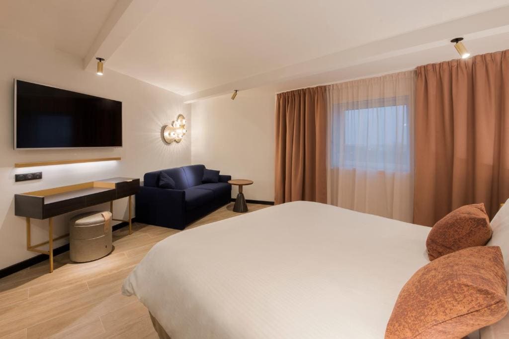 Deluxe Double Room room - Image 3