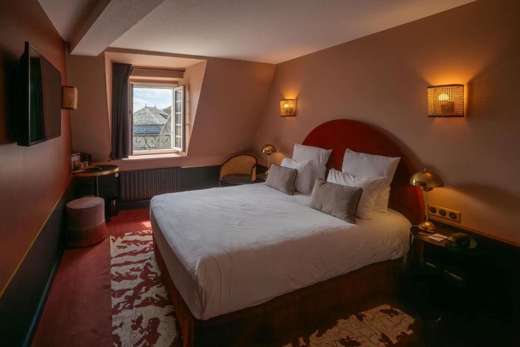 Standard Double Room - City Side room - Image 1