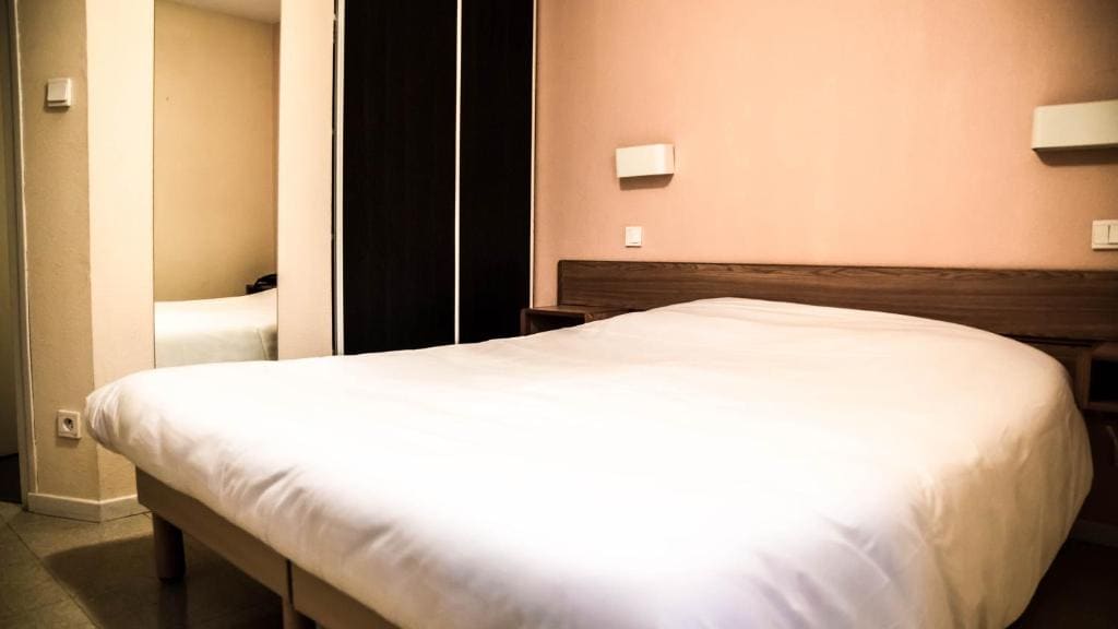 Economy Double Room room - Image 2