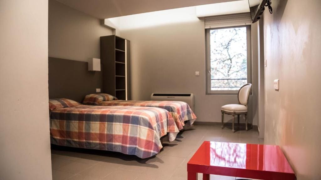 Luxury Quadruple Room room - Image 1