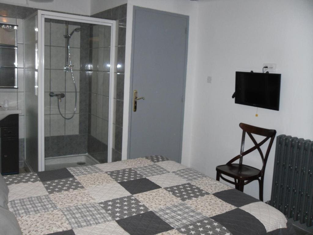 Superior Double room - Image 3
